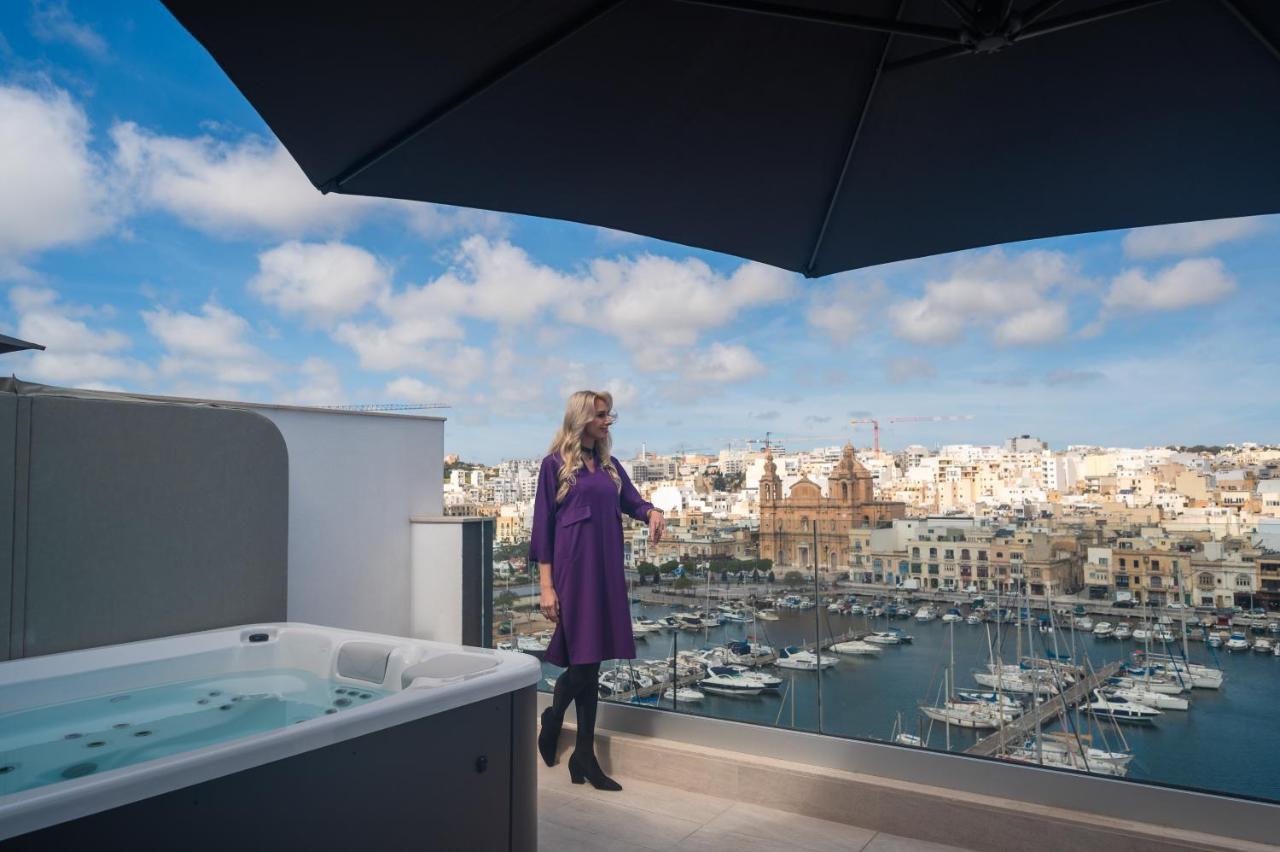 The Address Seafront Suites With Hot Tub Pietà Extérieur photo