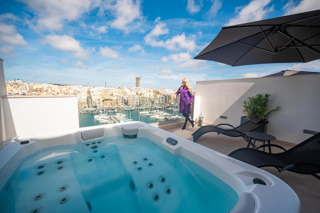 The Address Seafront Suites With Hot Tub Pietà Extérieur photo
