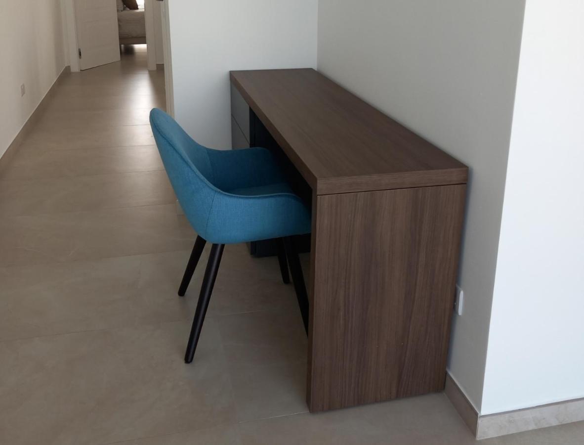 The Address Seafront Suites With Hot Tub Pietà Extérieur photo